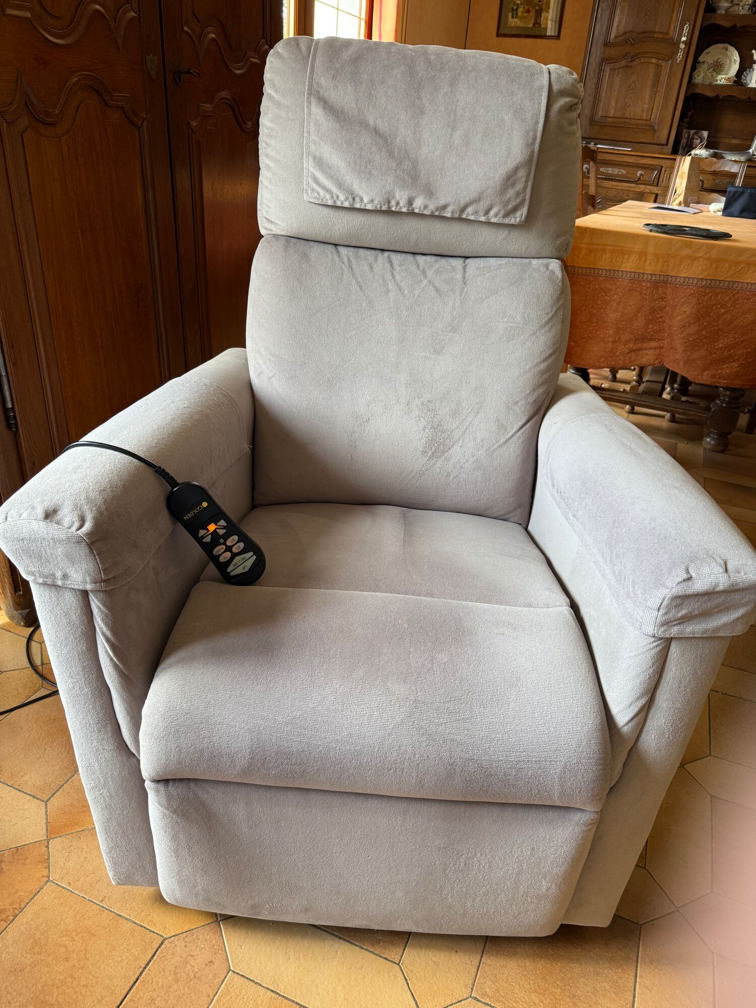 Fauteuil releveur 2 moteurs 300 Bettancourt-la-Ferr�e (52)