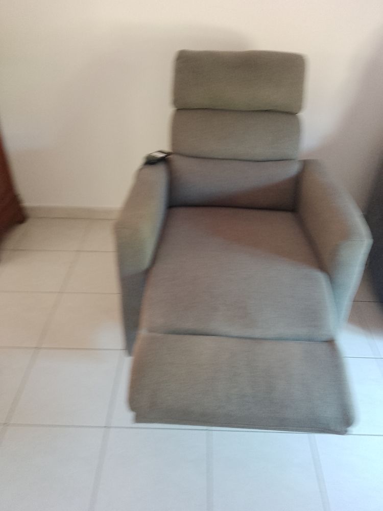 Fauteuil releveur 300 Blanzy (71)