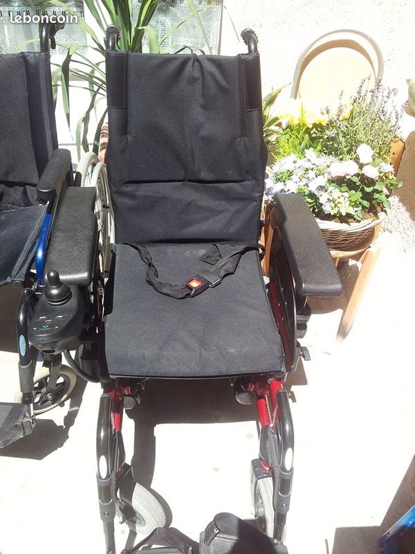 fauteuil roulant �lectrique 500 Beaucaire (30)