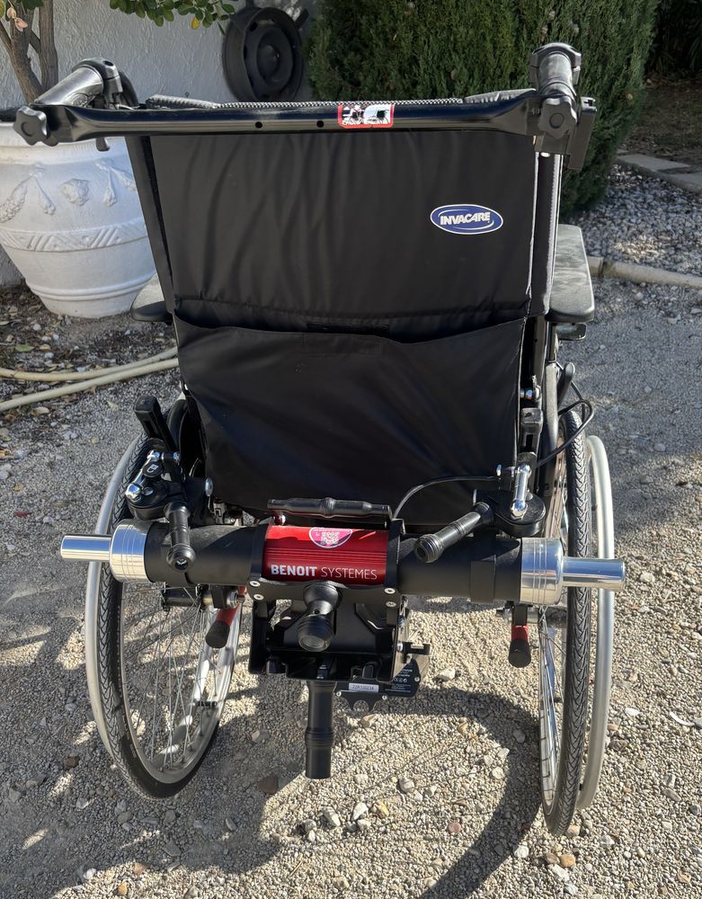 Fauteuil roulant �l�ctrique 650 Manduel (30)