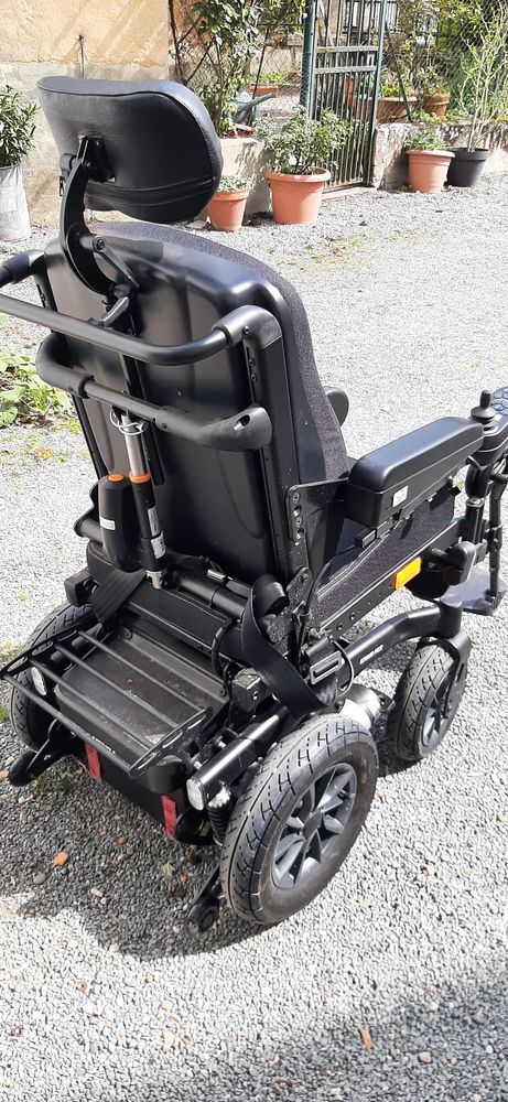 fauteuil roulant életrique MC2 1500 Mont-de-Marsan (40)