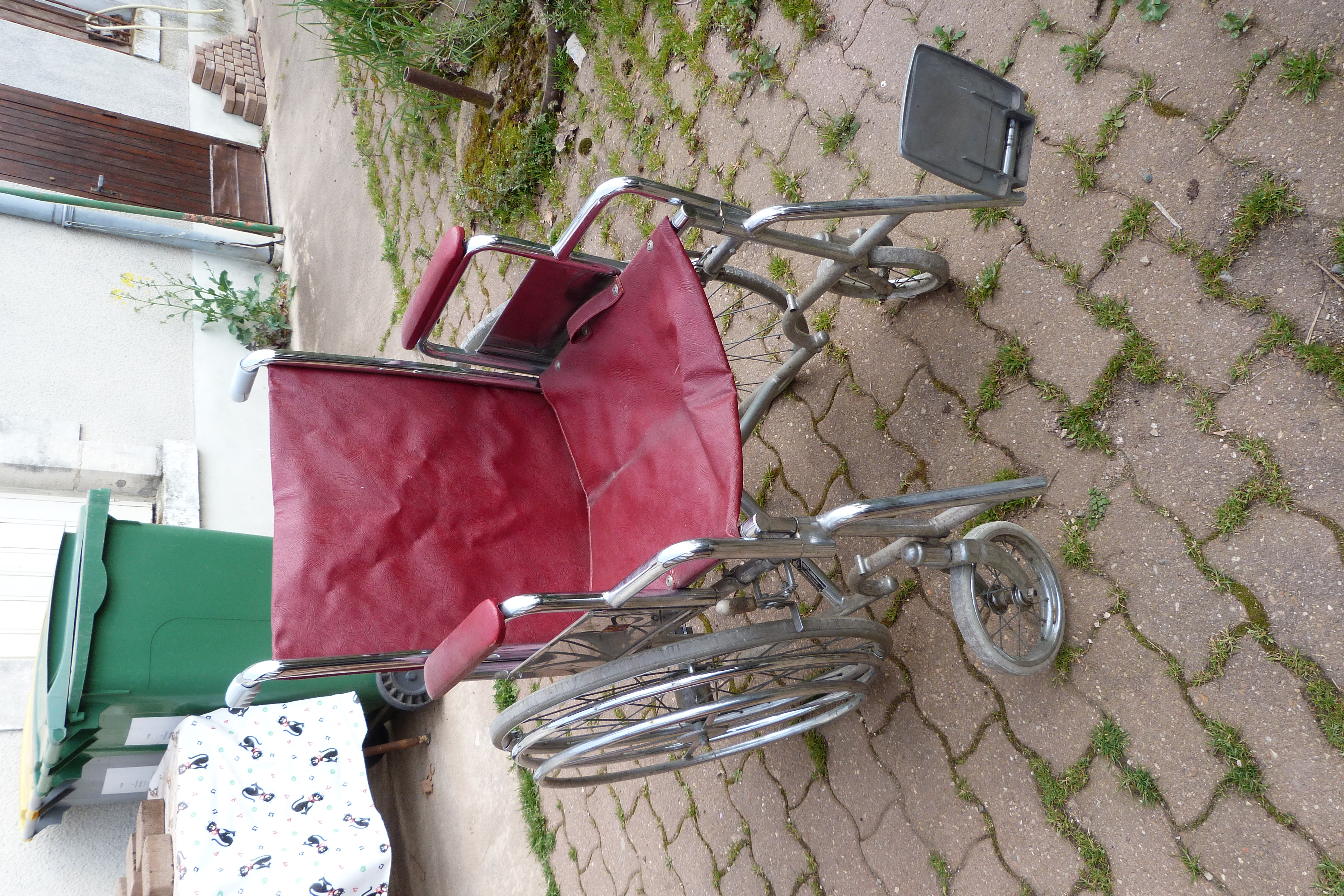 Fauteuil roulant 60 Orl�ans (45)