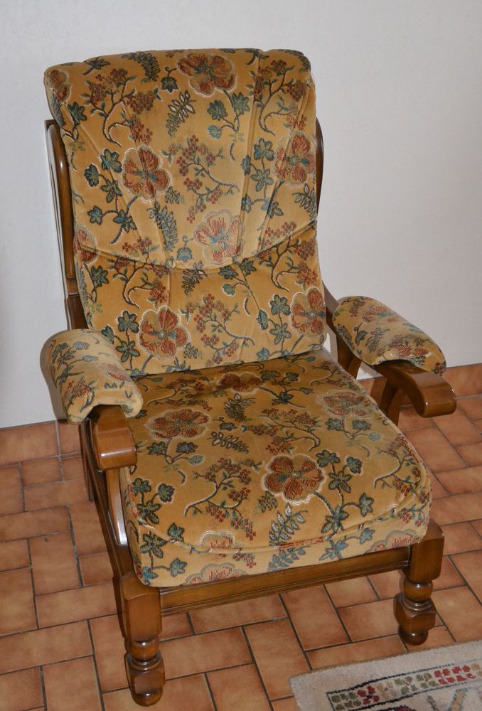 Fauteuil rustique en ch�ne 35 Combourg (35)