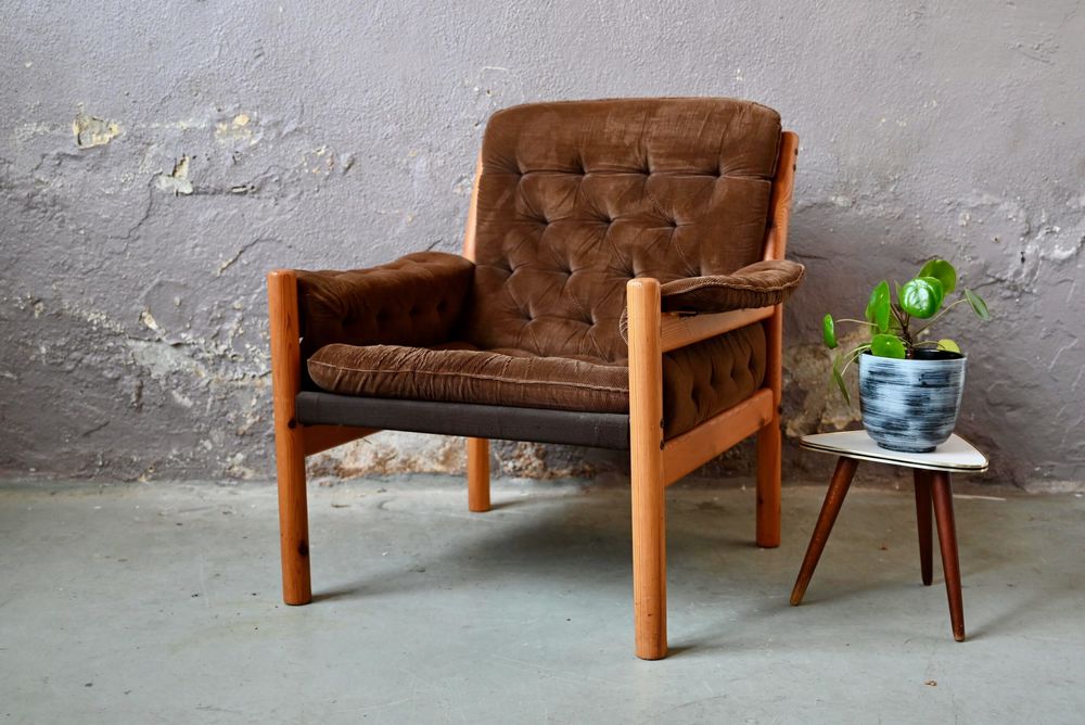 fauteuil de salon en pin 1970 style montagne 390 Wintzenheim (68)