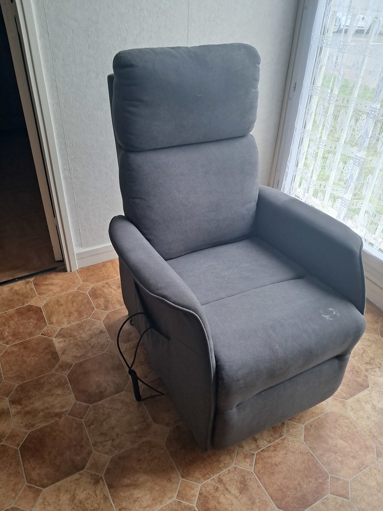 Fauteuil de salon gris confortable 90 Gien (45)