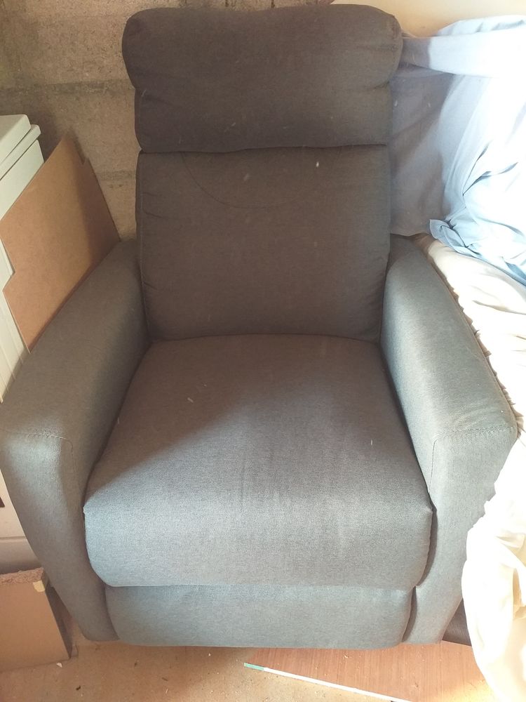 FAUTEUIL SALON 0 Vulaines-l�s-Provins (77)