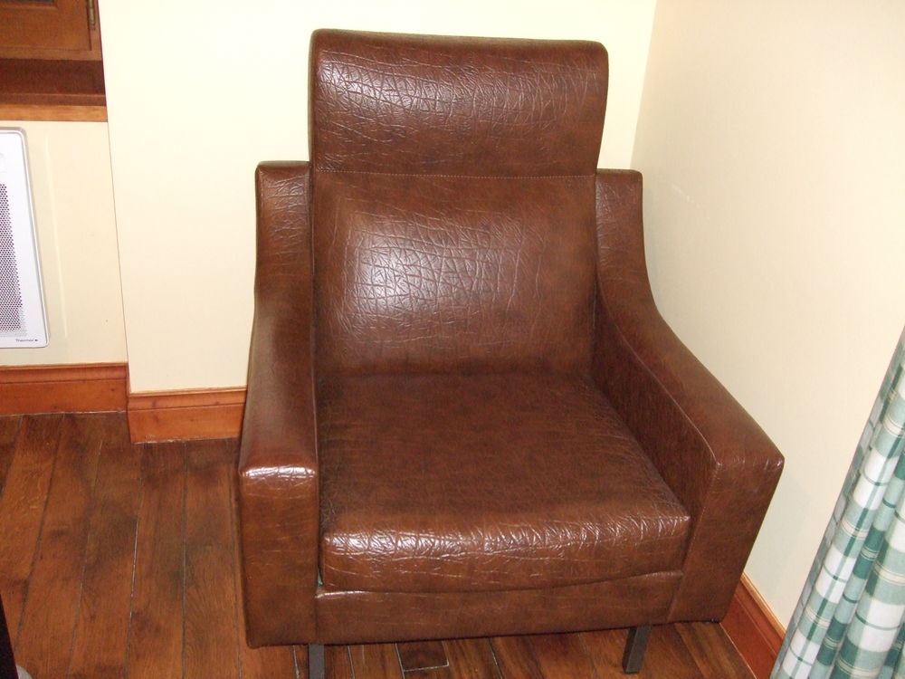 fauteuil simili cuir 50 Ars (23)