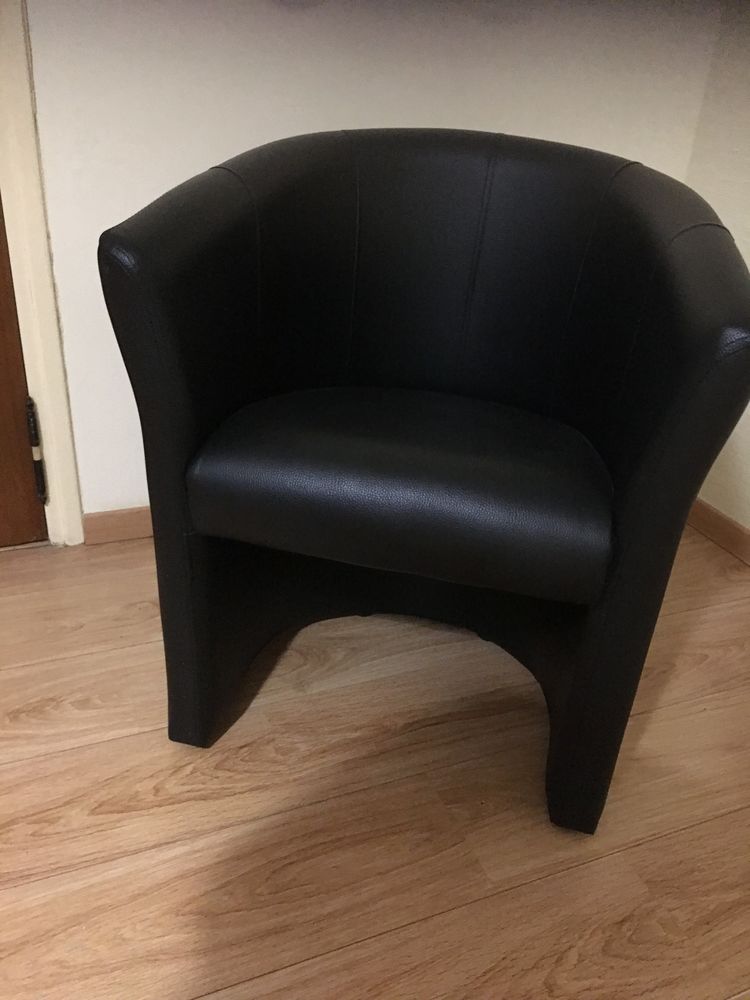 FAUTEUIL SIMILICUIR 40 Agde (34)