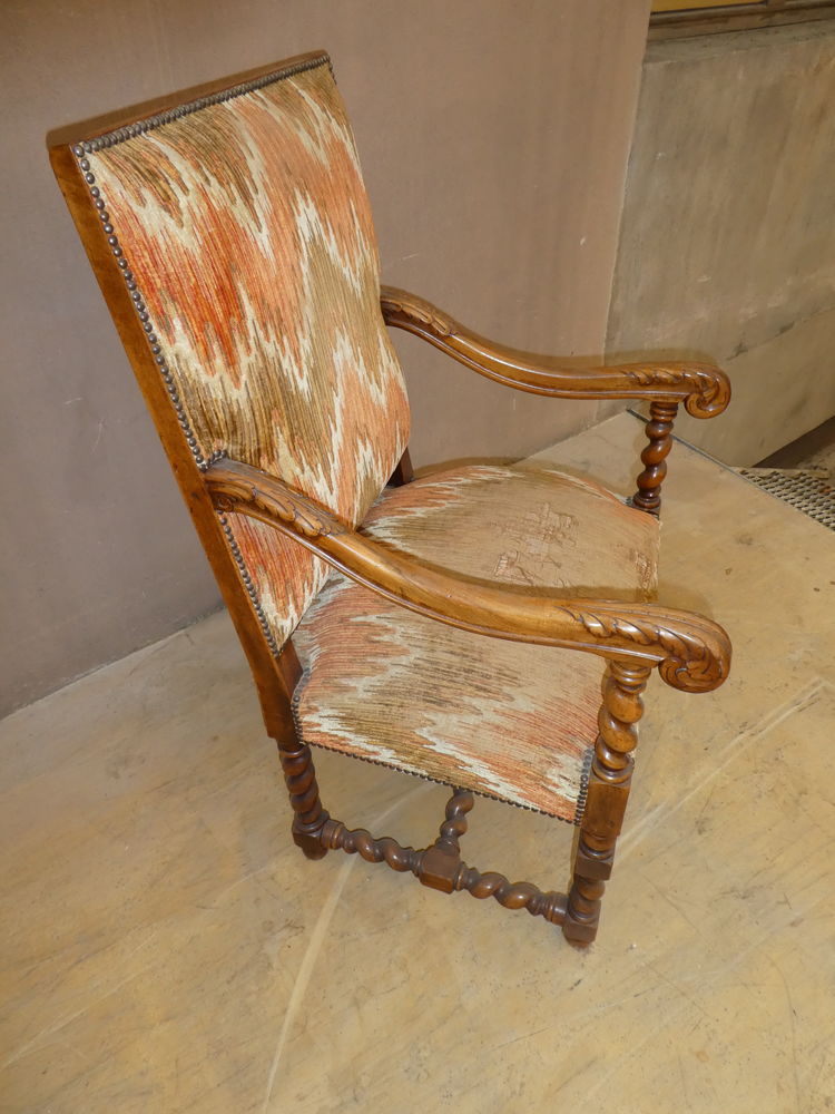 FAUTEUIL STYLE LOUIS XIV 70 Strasbourg (67)