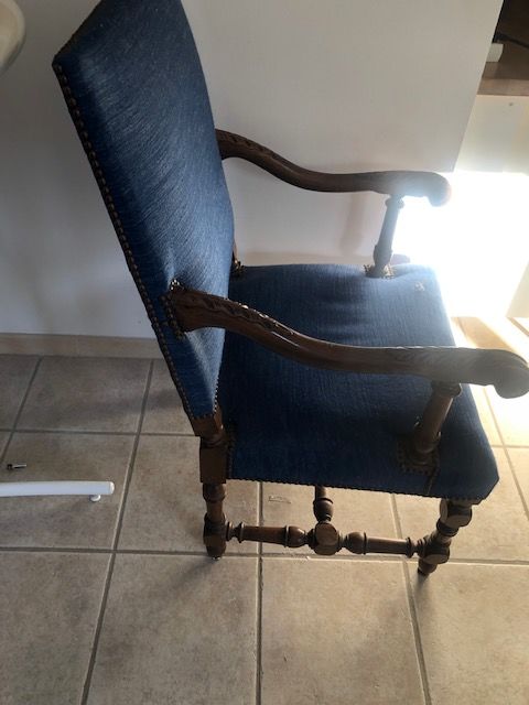 Fauteuil style louis 15 85 Lunel (34)