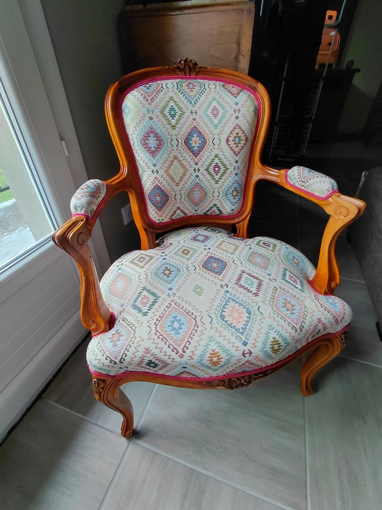 Fauteuil style louis XV 400 Castres (81)