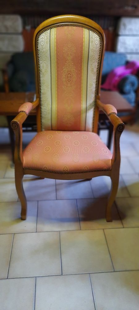 fauteuil style voltaire etat neur 120 Caug� (27)