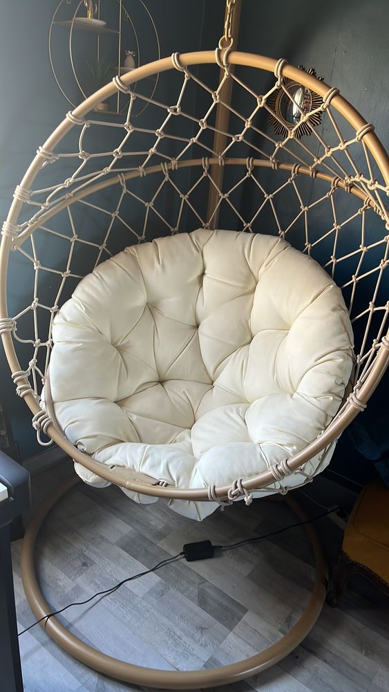 Fauteuil suspendu 230 Ch�roy (89)