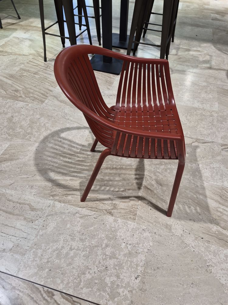 fauteuil TATAMI design de chez Pedrali POUR INT ET EXT 60 Uchaud (30)