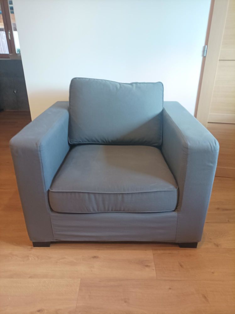 Fauteuil tissu gris en parfait �tat. 160 Charvonnex (74)