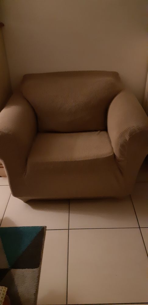 Fauteuil tr�s confortable 50 Fr�jus (83)