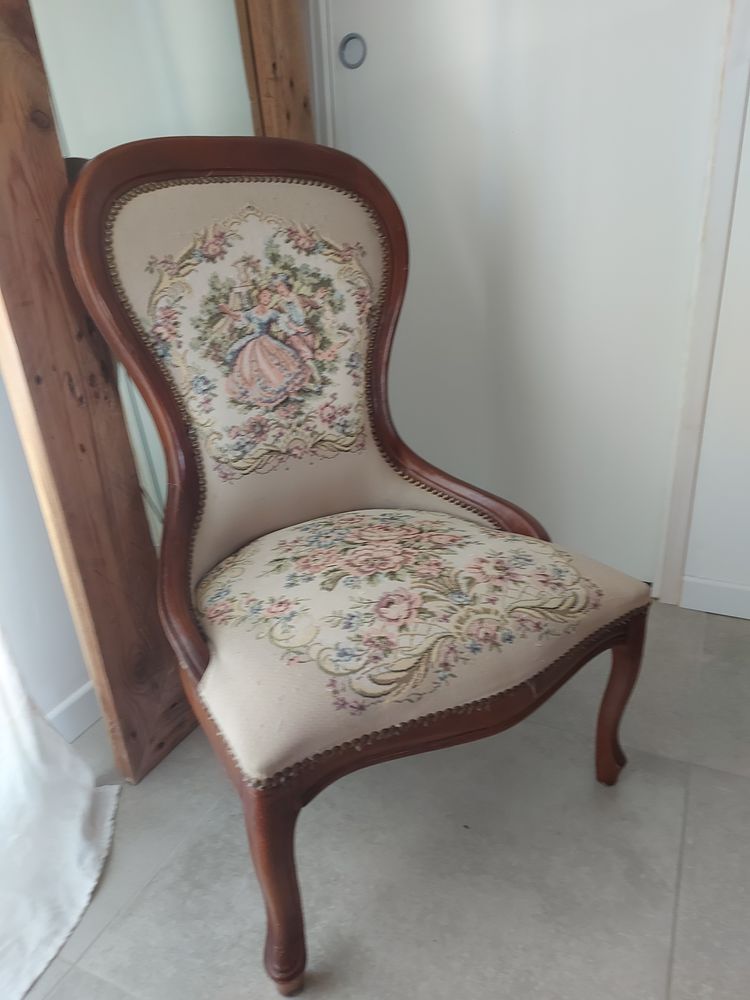 Fauteuil type ancien 0 La Seyne-sur-Mer (83)