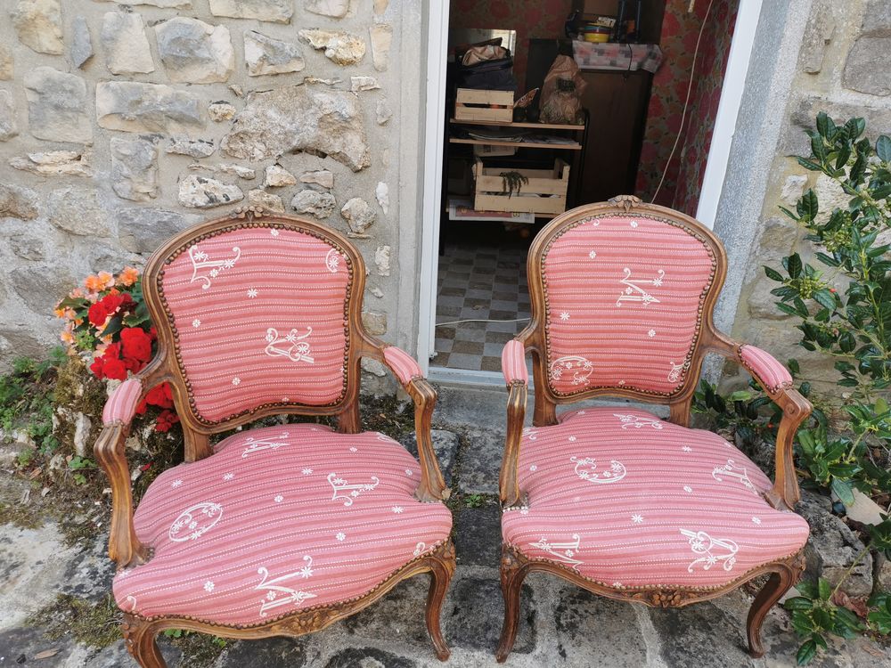 Fauteuil type berg�re 150 Le Vaudou� (77)
