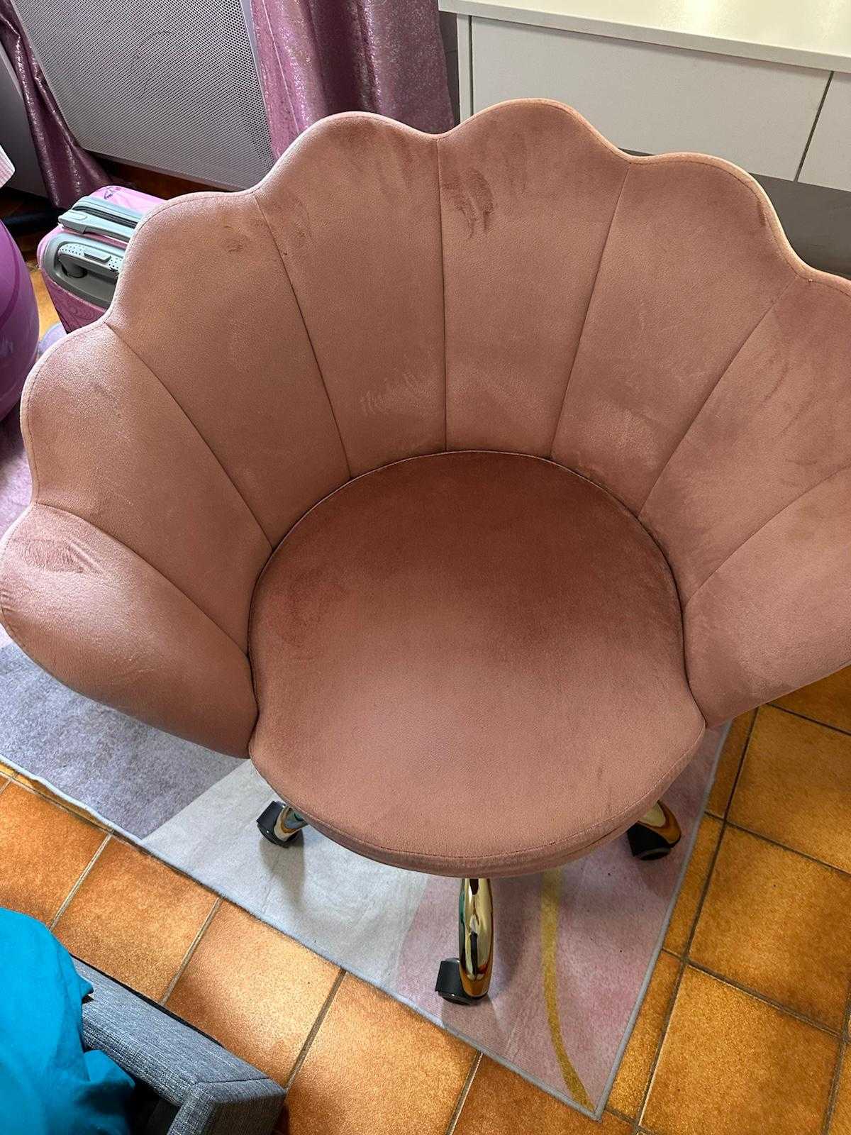 fauteuil velours 150 Draguignan (83)