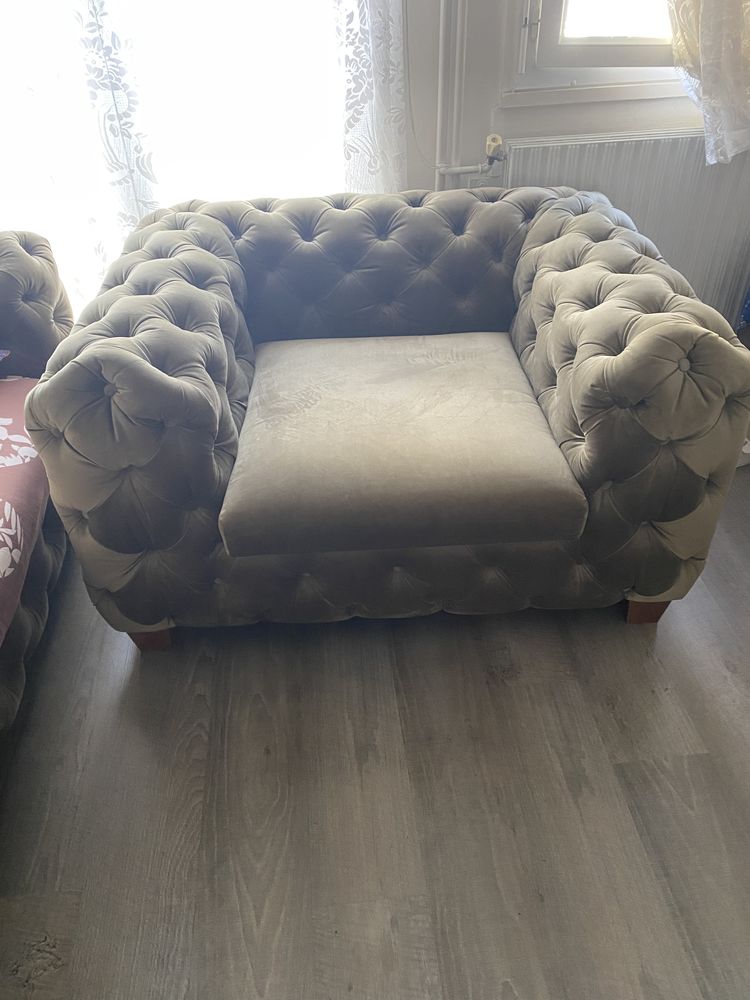 Fauteuil vert kaki en velours 0 Villeurbanne (69)