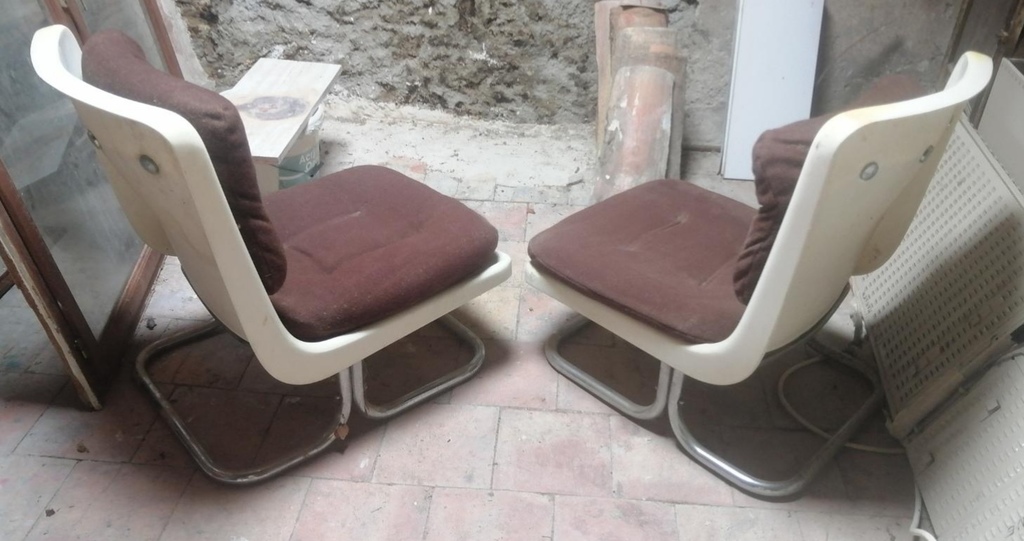 Fauteuil vintage Albert Jacob 300 Olonzac (34)