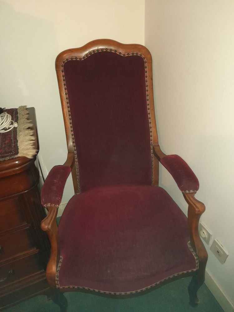 Fauteuil voltaire ancien bon �tat 80 Dou�-la-Fontaine (49)