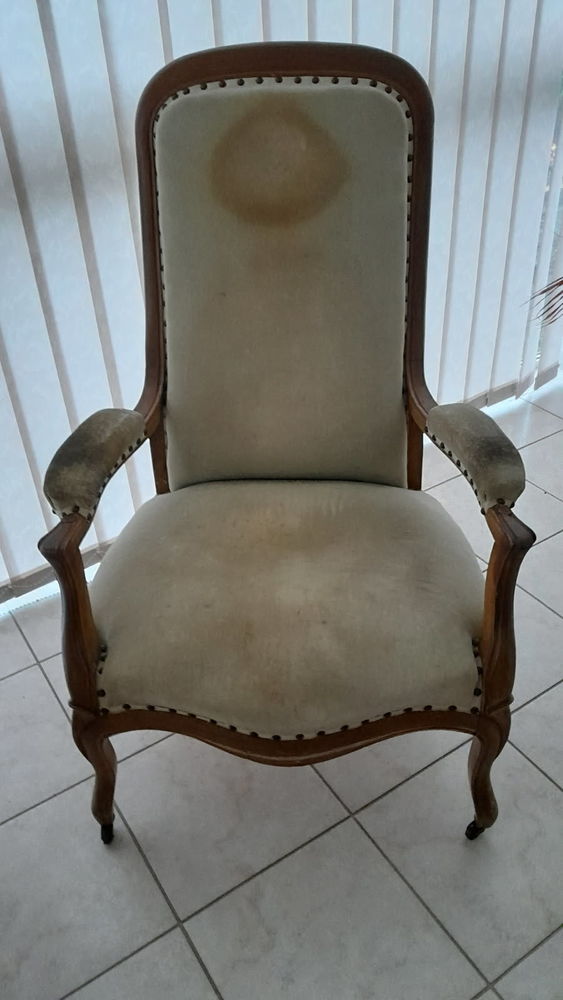 FAUTEUIL VOLTAIRE ANCIEN 30 Laval (53)