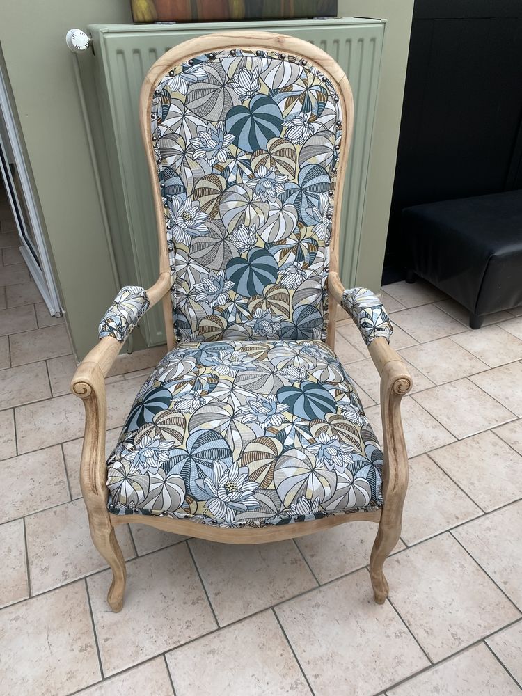 Fauteuil voltaire ancien enti�rement restaur� 320 Rethel (08)