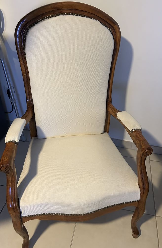 Fauteuil Voltaire r�nov� - tr�s bon �tat 169 Ollioules (83)