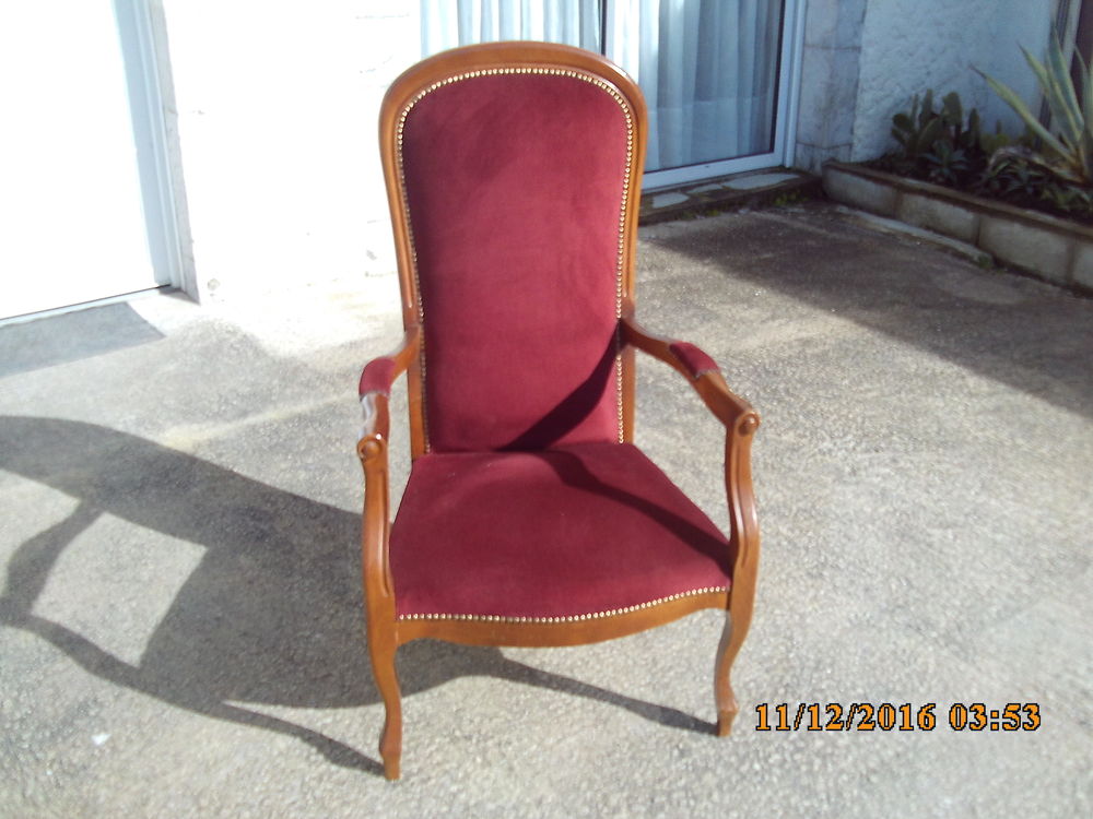 FAUTEUIL VOLTAIRE rouge / grenat 99 Ramous (64)