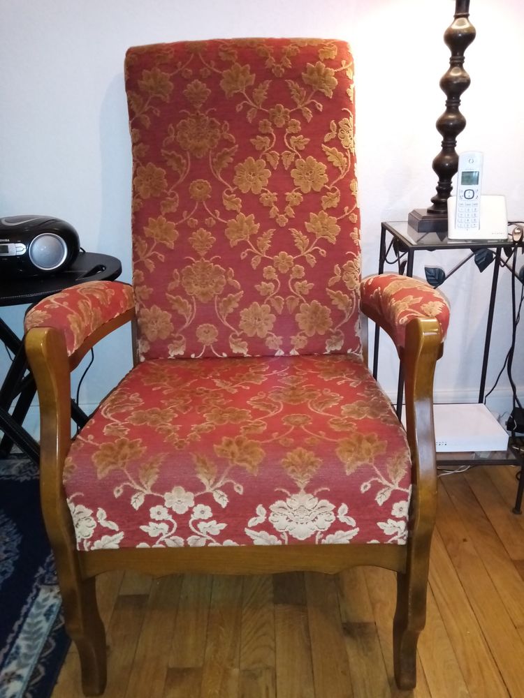 FAUTEUIL VOLTAIRE 120 Chamali�res (63)