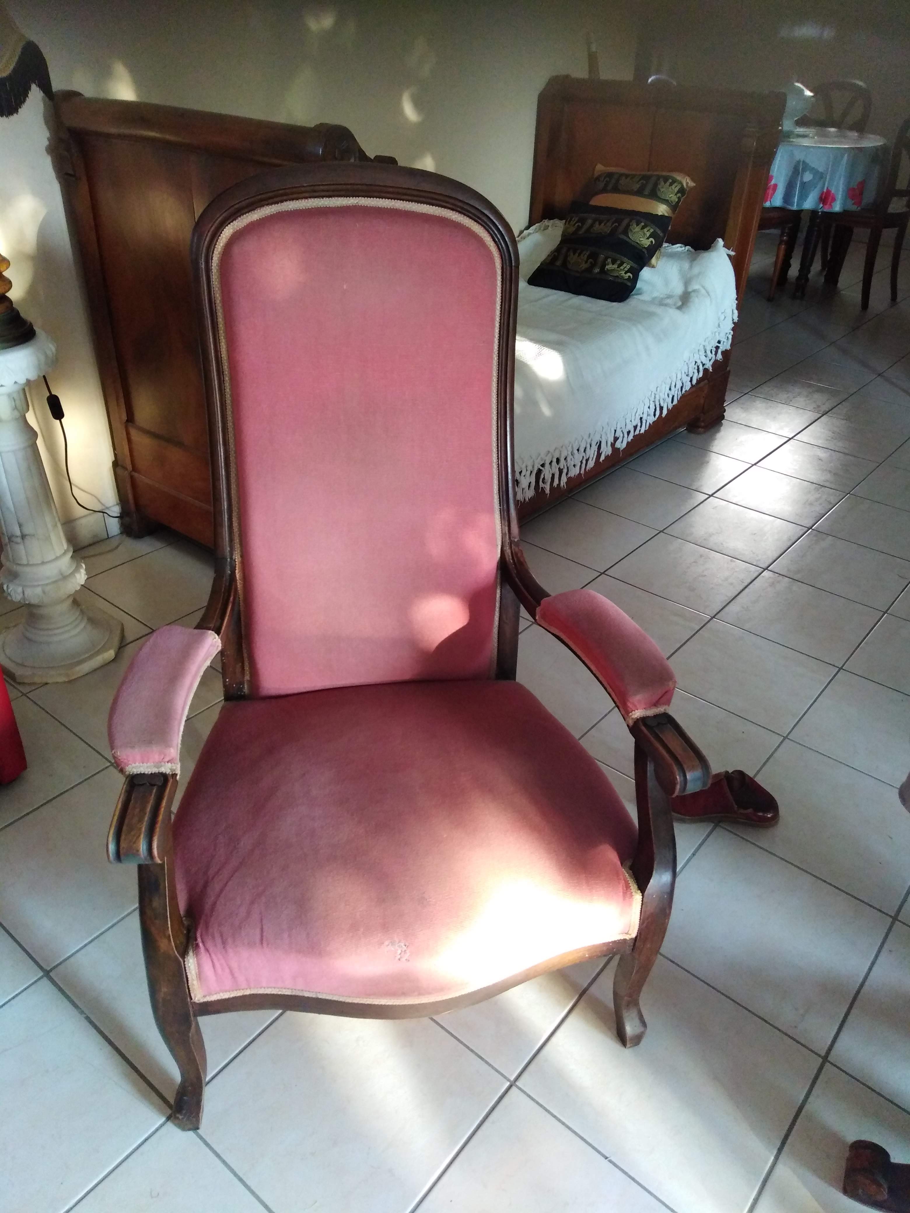 Fauteuil Voltaire 40 Saint-Jean-de-Braye (45)