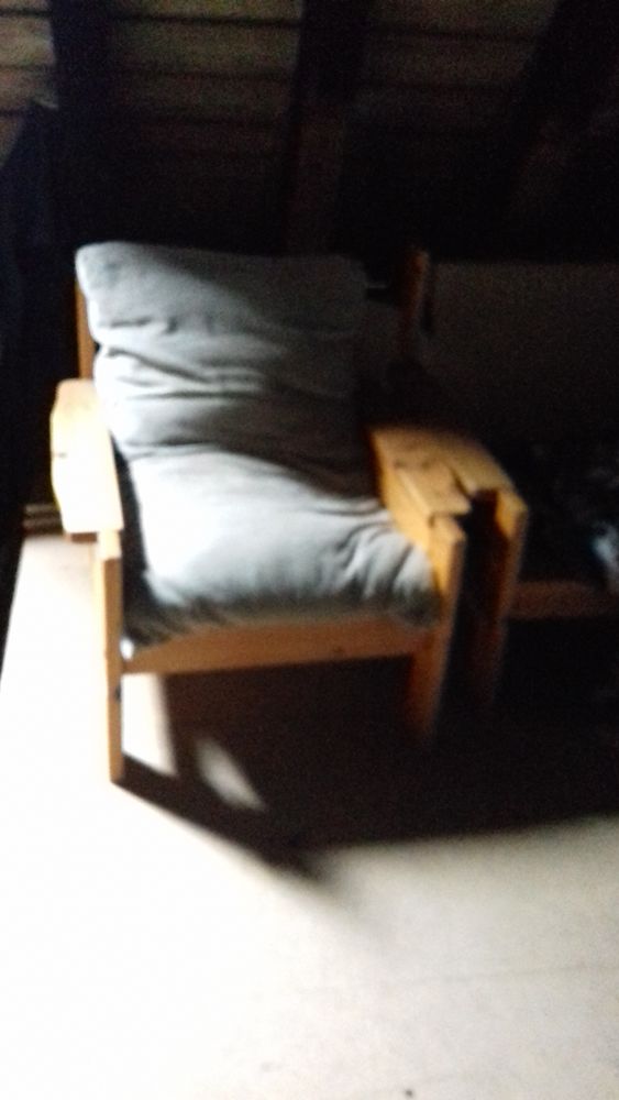 fauteuil en pin 30 Laloub�re (65)