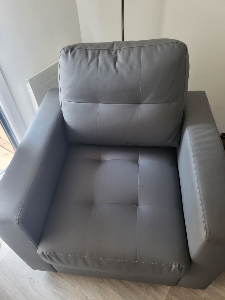 Fauteuil 0 Meaux (77)