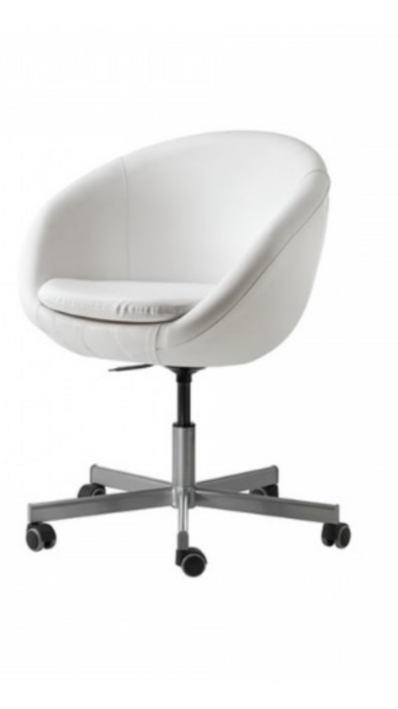 Fauteuil 10 La Plaine St Denis (93)