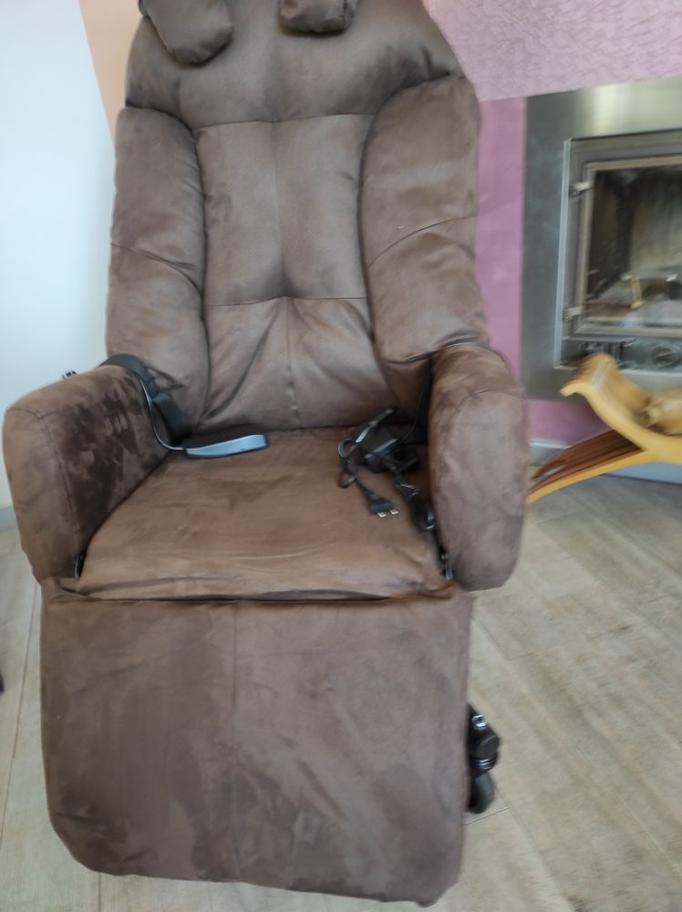 Fauteuil 250 Chennevi�res-sur-Marne (94)