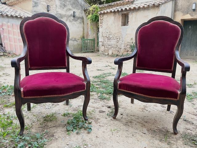 fauteuils anciens 90 Riez (04)