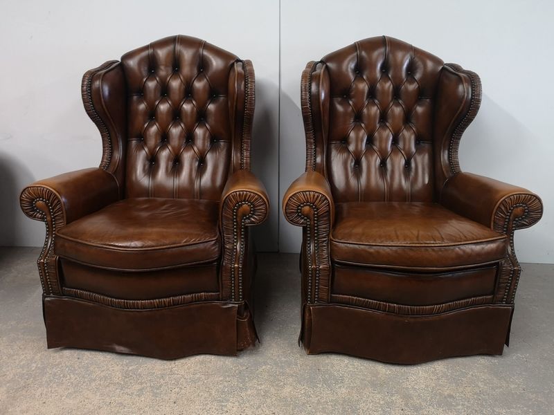 Fauteuils berg�res chesterfield cuir marron vintage 2000 Gu�c�lard (72)