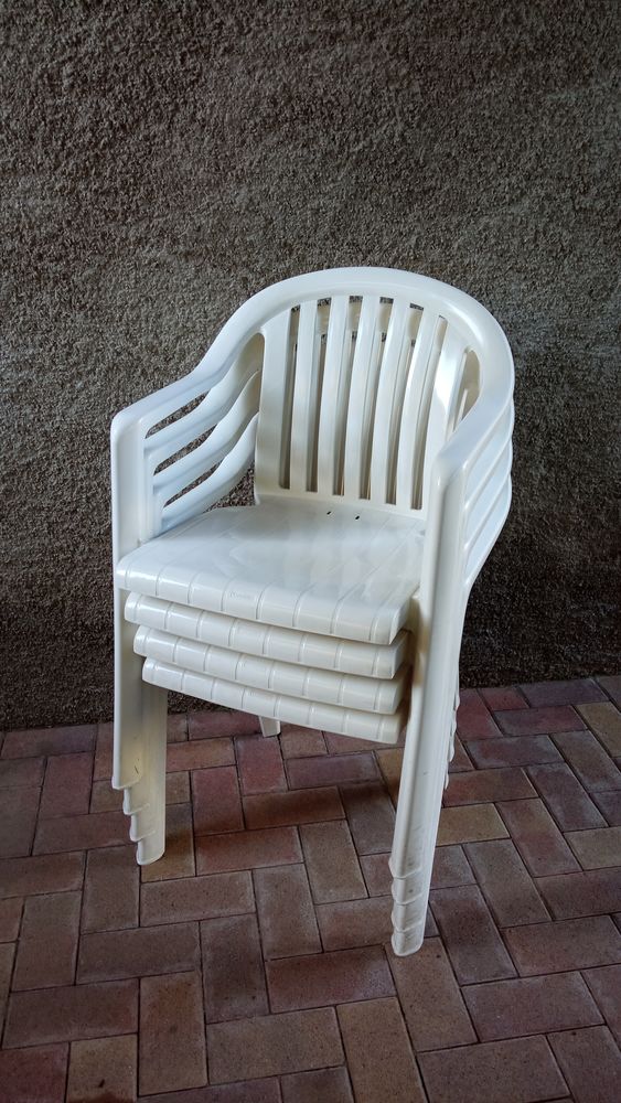FAUTEUILS PVC BLANC 0 Rosheim (67)