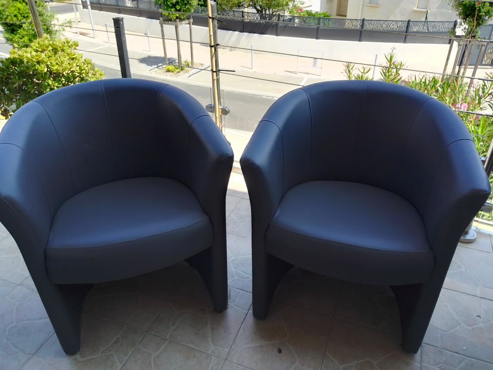 2 fauteuils cabriolet  gris anthracite 
50 Valras-Plage (34)
