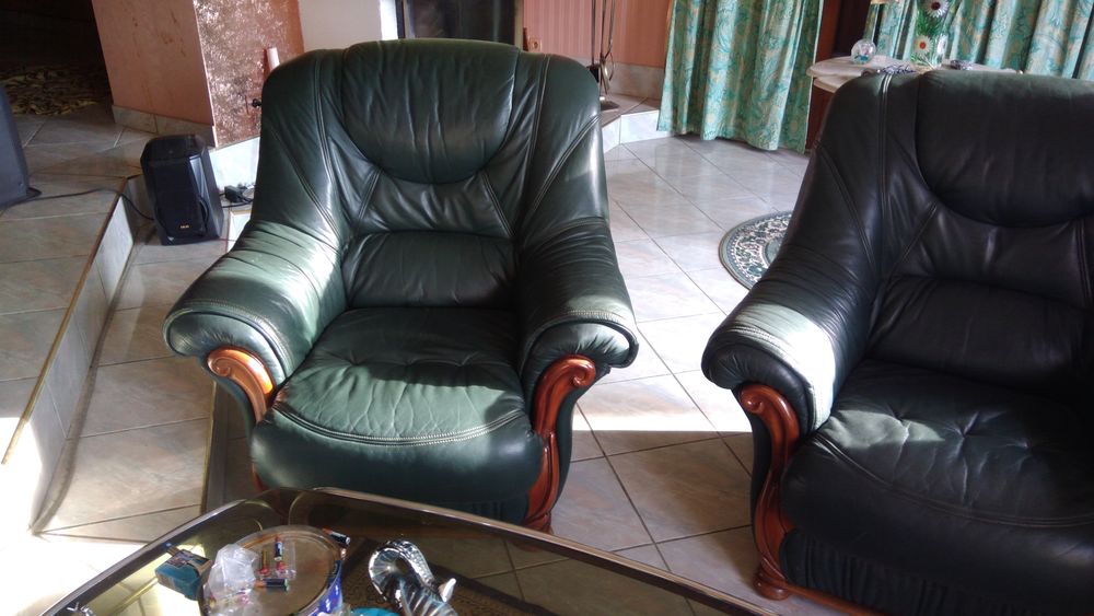 Fauteuils + Canap�  Cuir 119 Six-Fours-les-Plages (83)