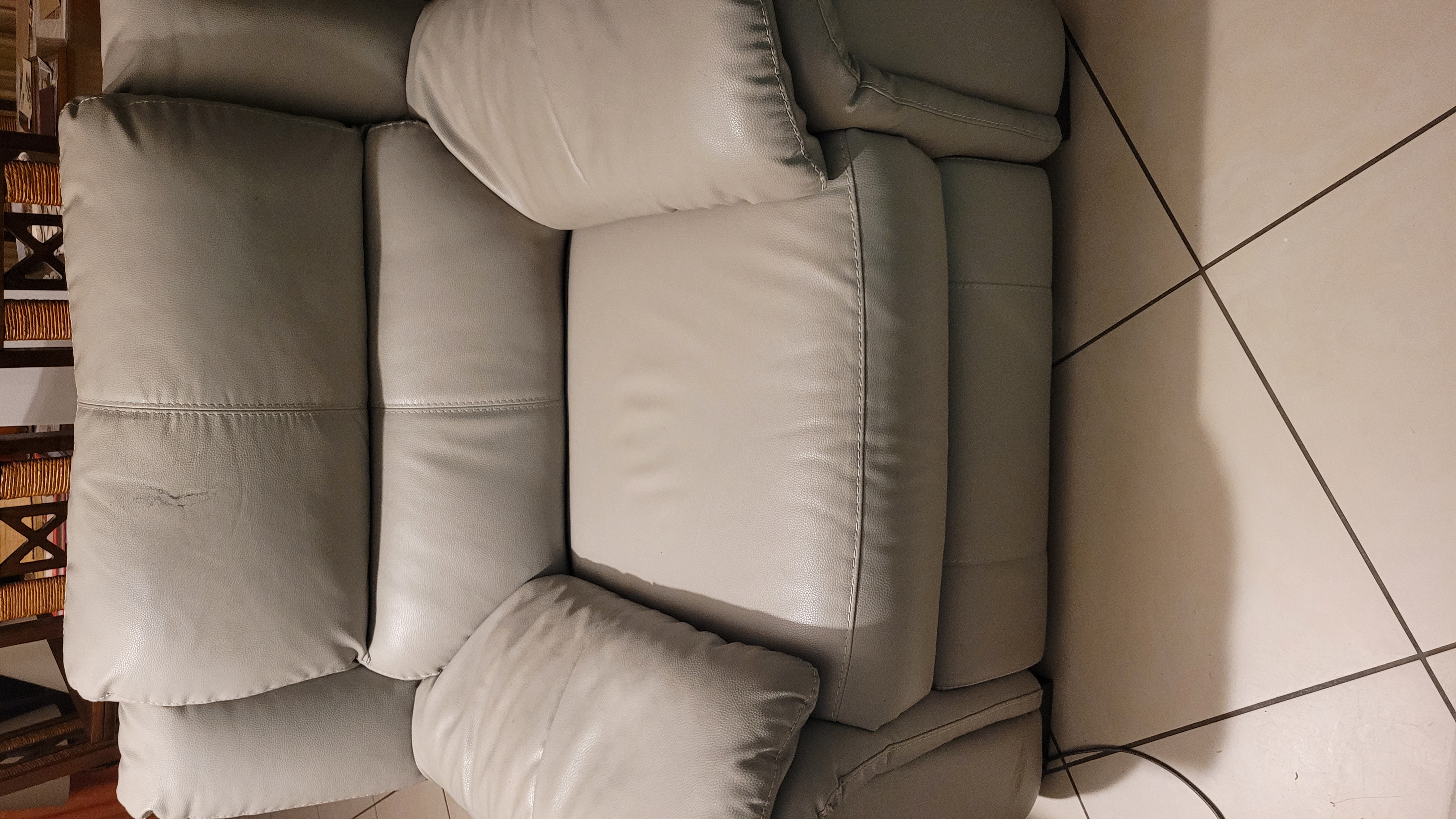 2 fauteuils  CUIR av relaxe et grand canap� avec relaxe 300 Bailleul (59)