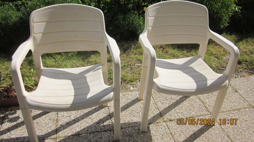 4 FAUTEUILS DE JARDIN EN RESINE BEIGE MARQUE FLAIR PLAISIR 80 Coquelles (62)
