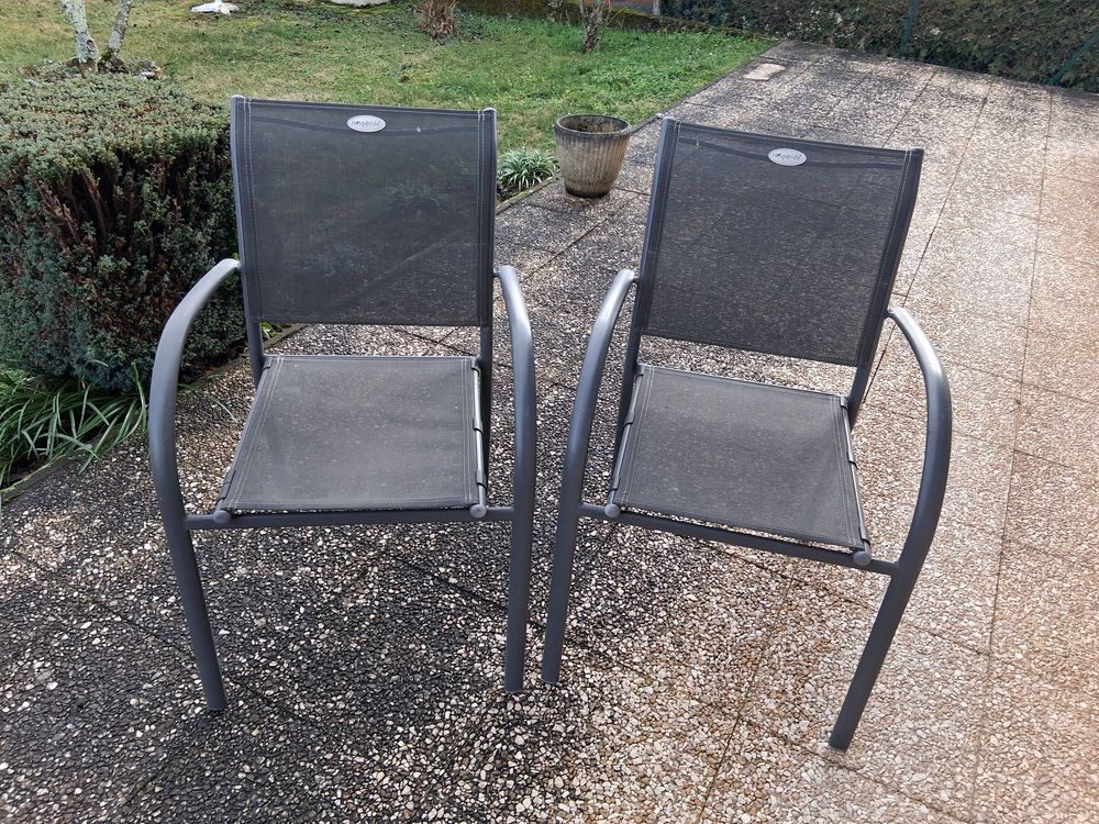 2 fauteuils de jardin 20 Saint-Genis-Laval (69)