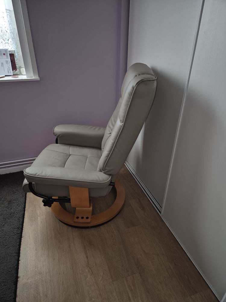 Fauteuils pivotant imitation cuir 100 La Madeleine (59)