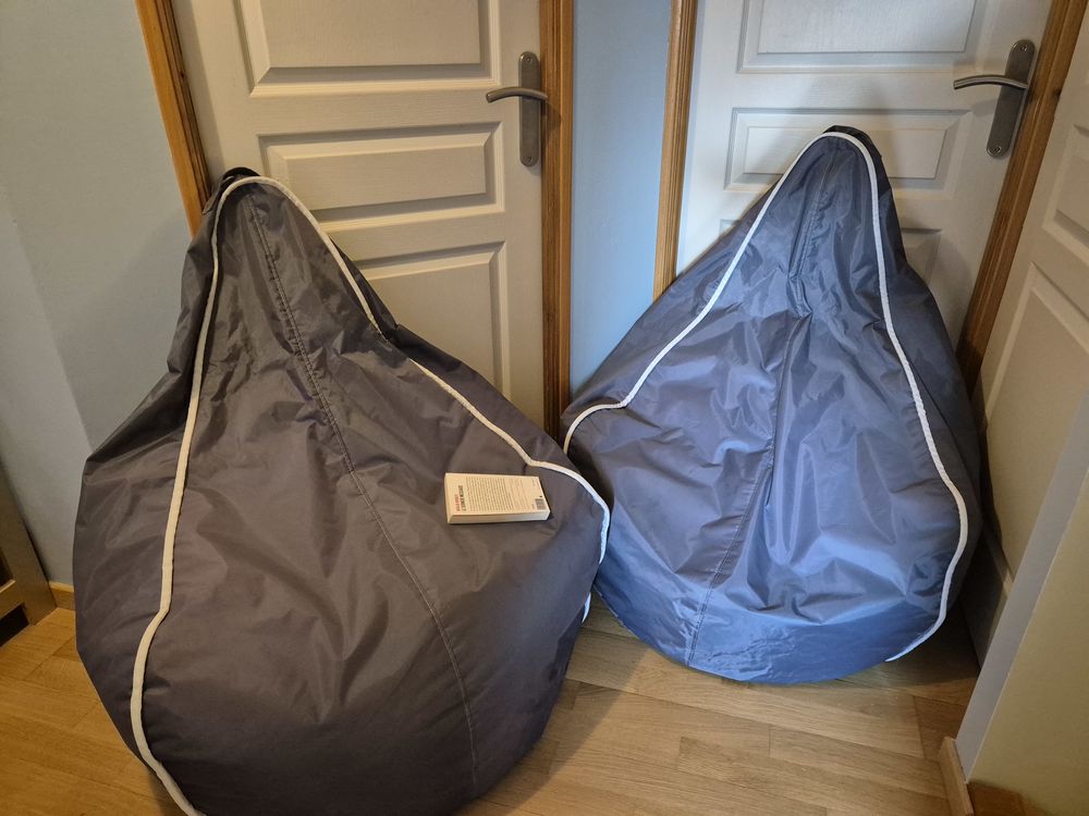 2 Fauteuils  poire avec leds 40 Bavilliers (90)