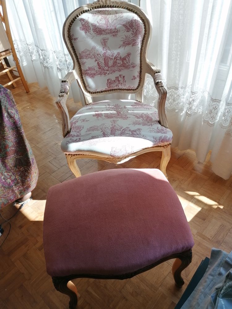 Fauteuils et reposes pieds Louis XV 400 Lanmeur (29)