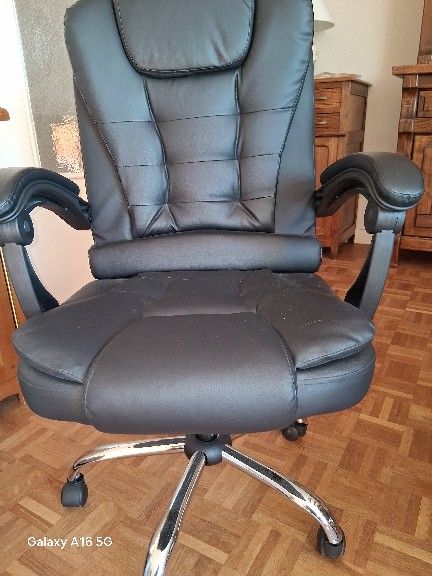  2 fauteuils simili cuir 120 Saint-Nazaire (44)