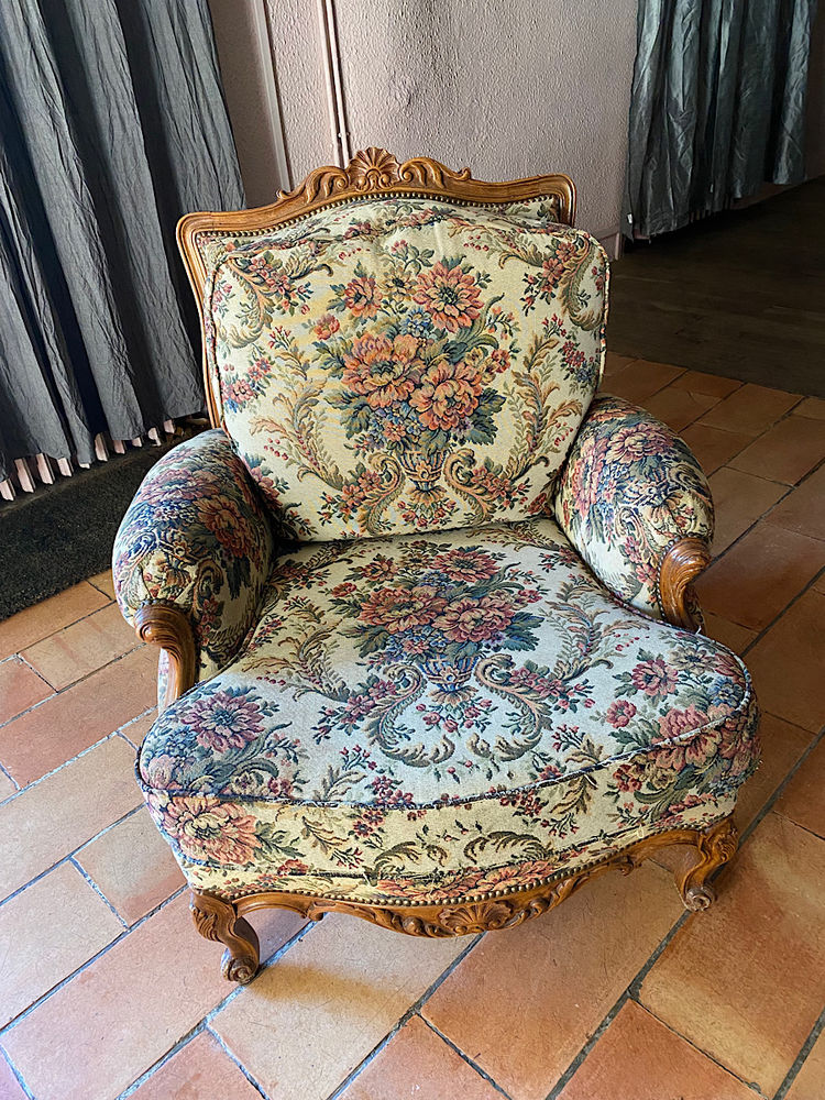 2 Fauteuils style Louis XV 140 Longessaigne (69)