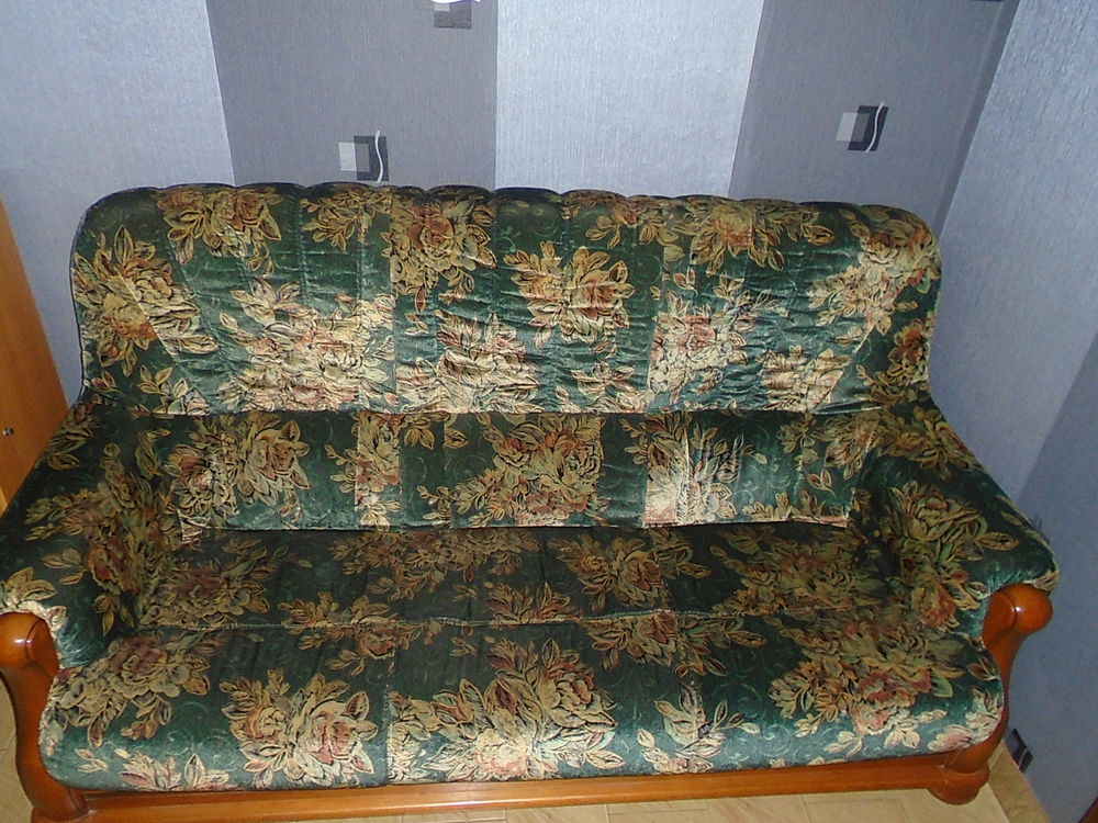 fauteuils 3+1+1 en tr�s bon �tat 0 Courri�res (62)